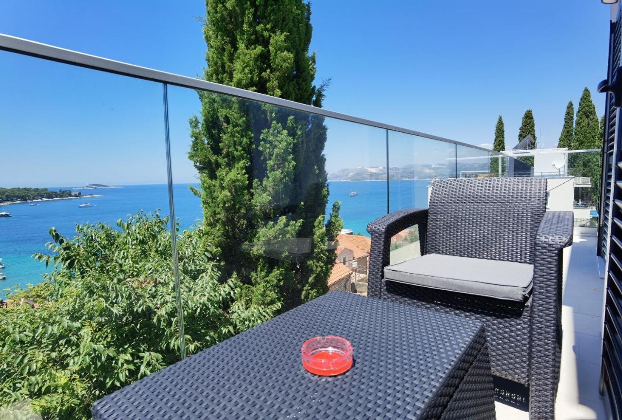 Villa Gloria ツァヴタット エクステリア 写真