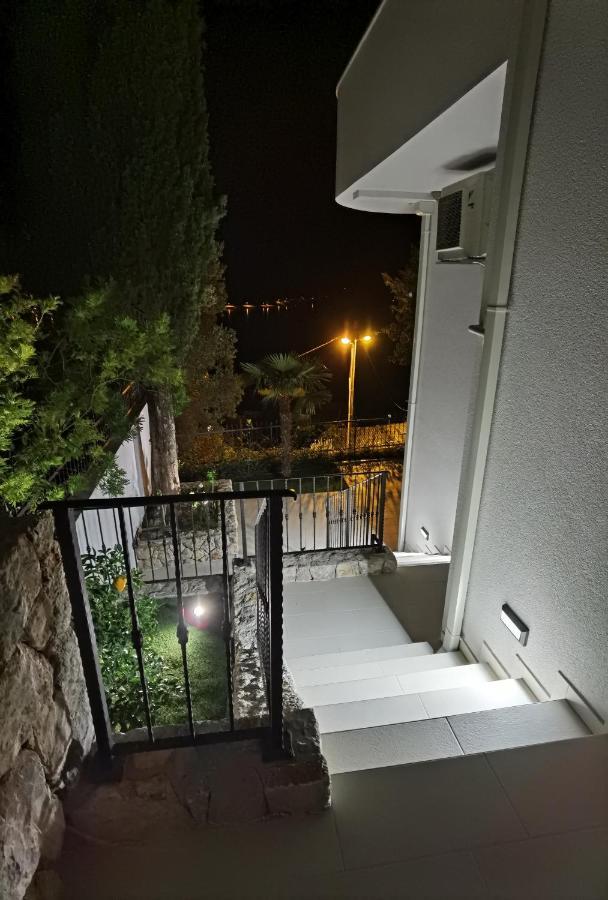 Villa Gloria ツァヴタット エクステリア 写真